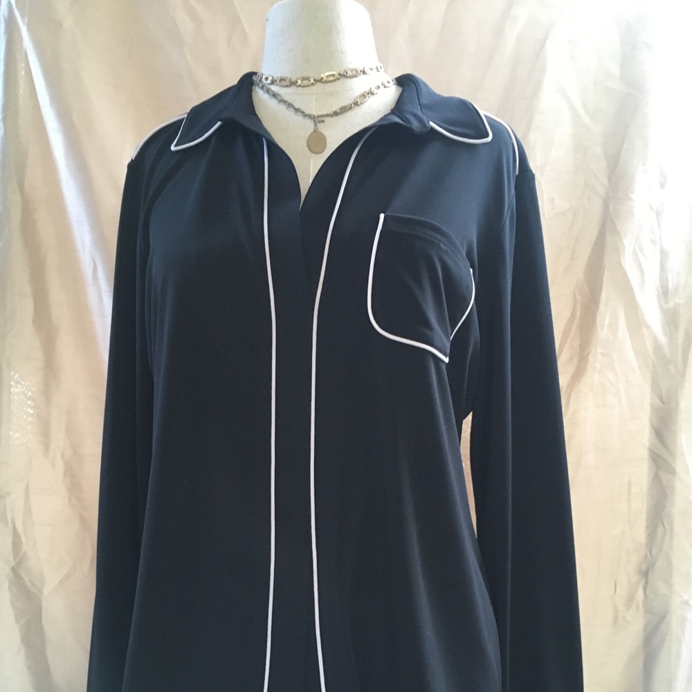 Black dress top..